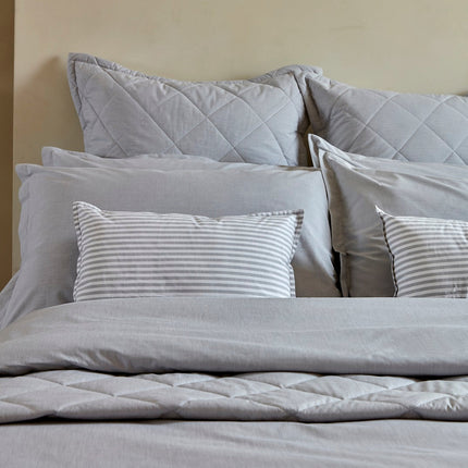 Christy "Stornoway" Cotton Chambray Bed Spread with Pillowcase in Silver