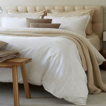 Christy "Daisy Meadow" Duvet Cover Sets in Hazelnut