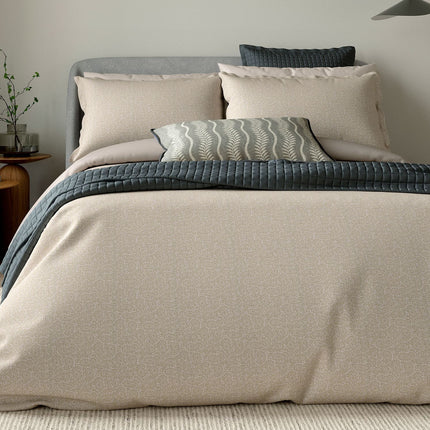 Bedeck of Belfast "Emmy" Duvet Cover and Oxford Pillowcase in Mink