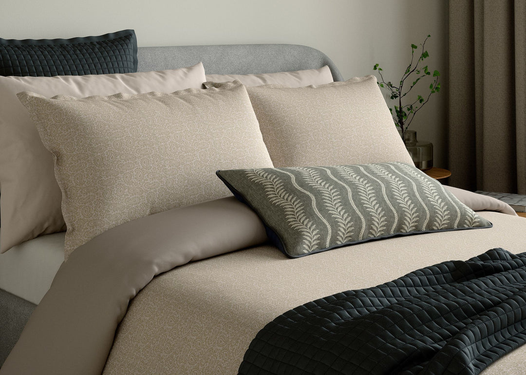 Bedeck of Belfast "Emmy" Duvet Cover and Oxford Pillowcase in Mink