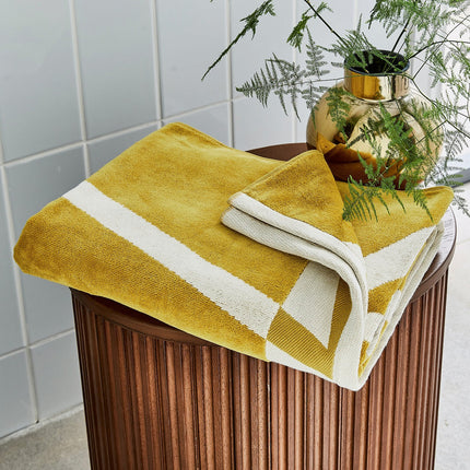 Harlequin "Sumi" Bath Towels in Ochre