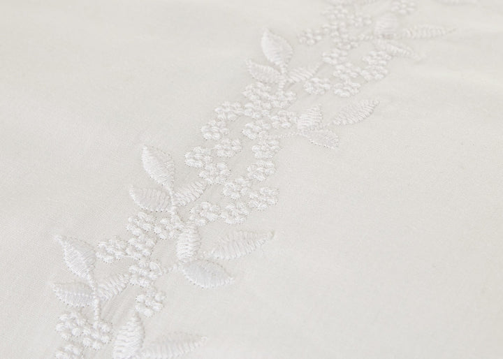 Helena Springfield "Erin" Duvet Cover Set in White