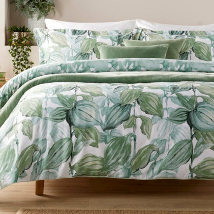 Christy "Hartley" Comforter & Sheet Sets in Jade (Green)