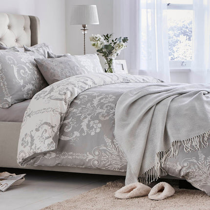 طقم غطاء لحاف "جوزيت" من لورا آشلي مصنوع من الفولاذ