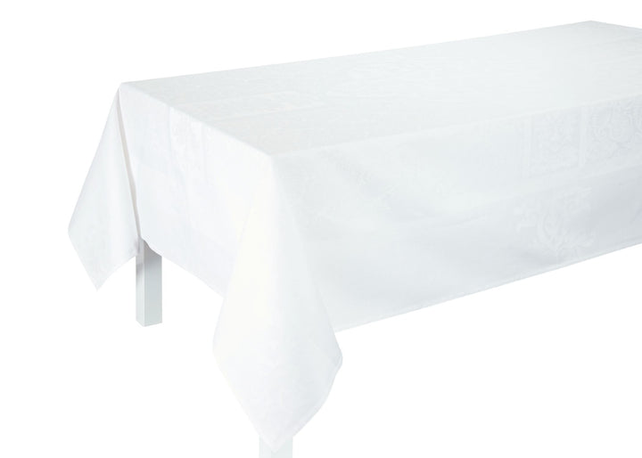 Le Jacquard Francais "Siena" Table Linen Collection in White