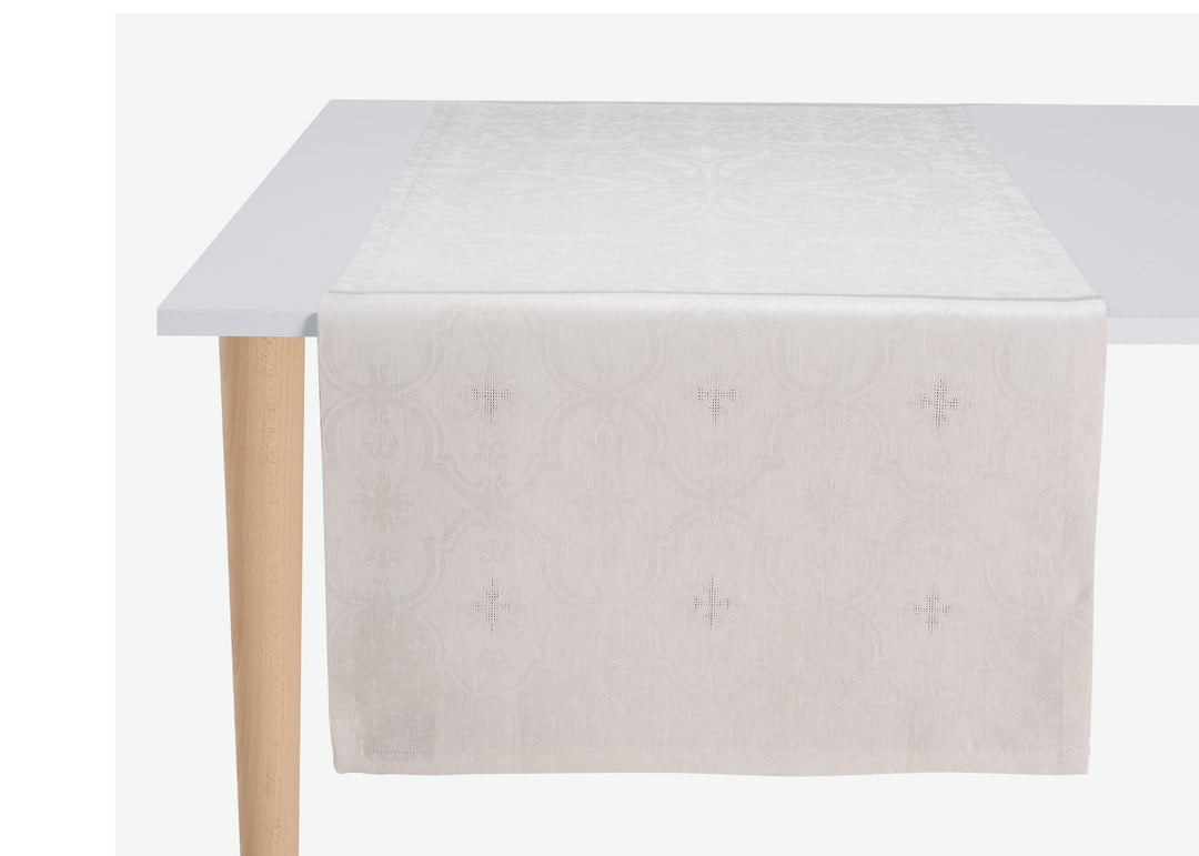 Le Jacquard Francais "Armoiries" Table Linen Collection in Off White