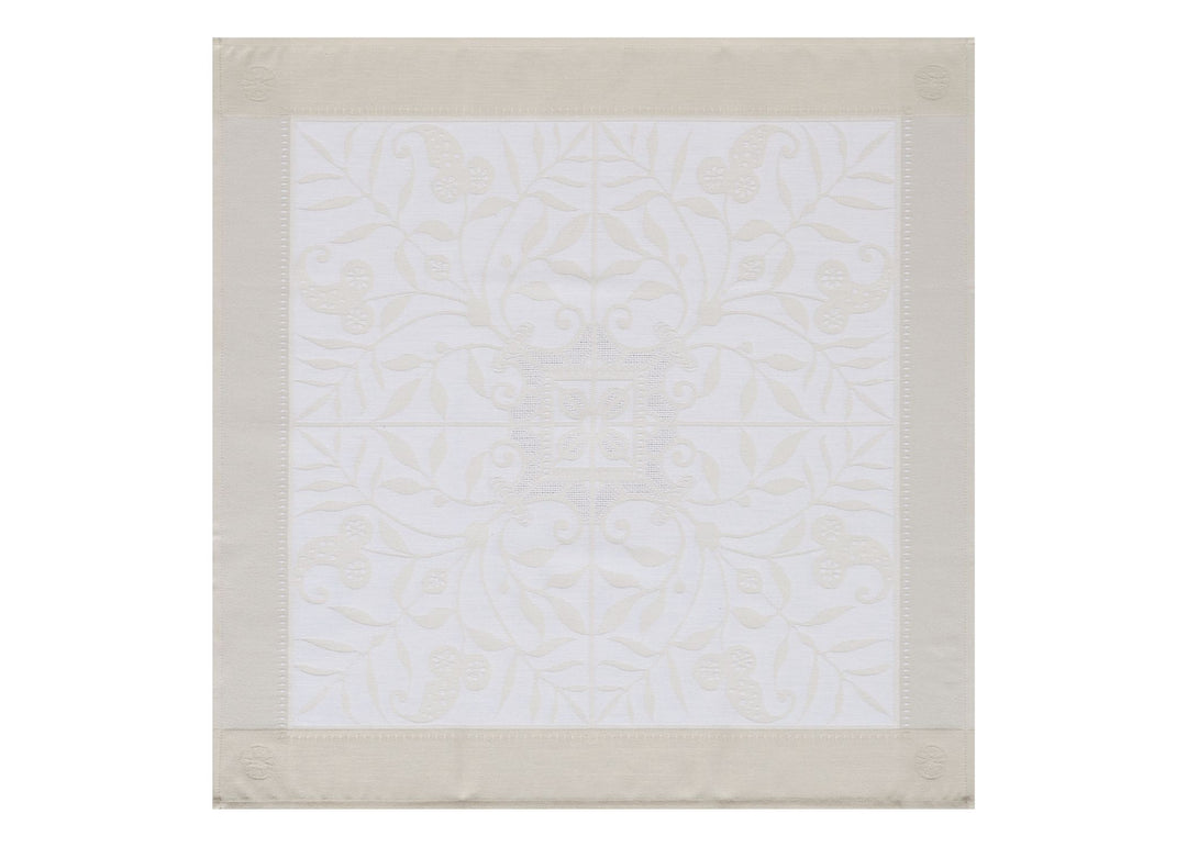 Le Jacquard Francais "Venezia" Table Linen Collection in Ivory
