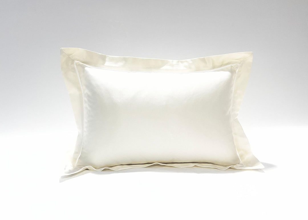 Linen Obsession "900 Thread Count Luxe Touch" Duvet Cover in Cream with Cream Hemstitch