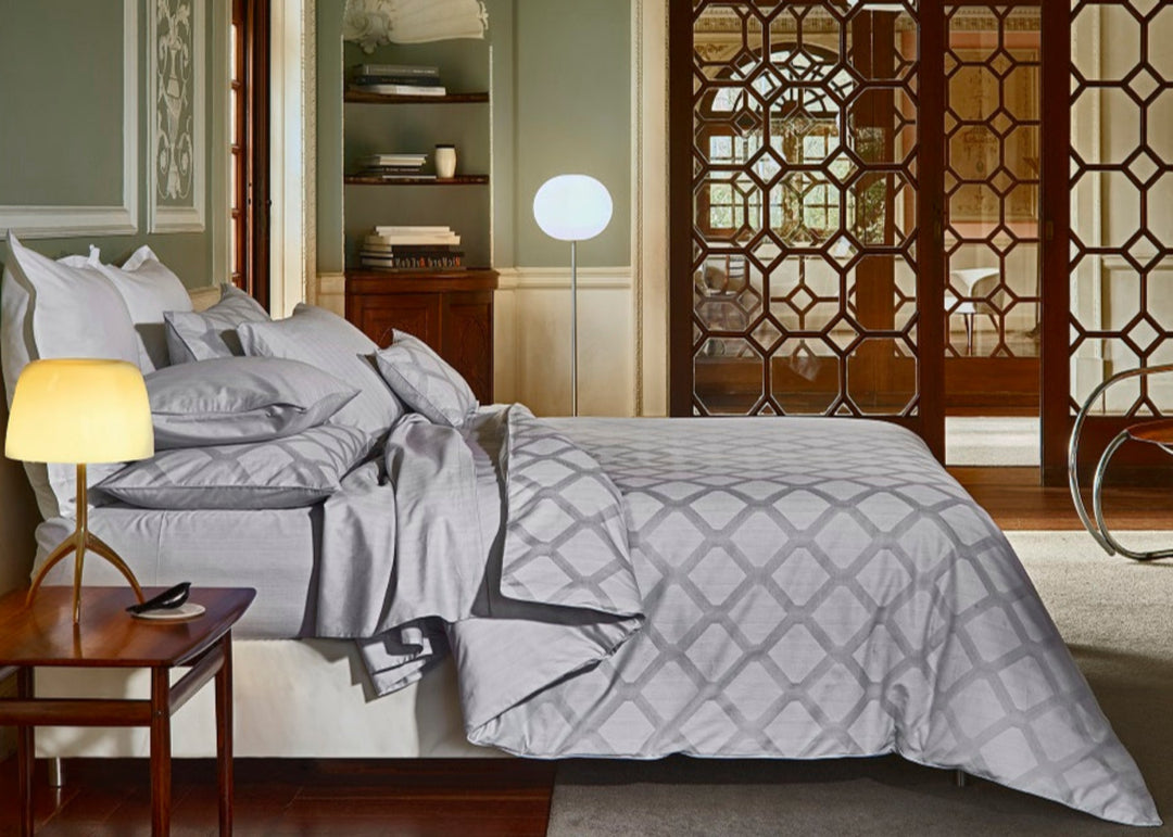 Amalia "Cidade" Duvet Cover in Dove Grey