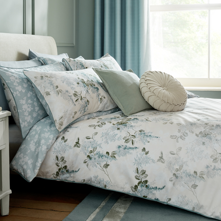 طقم غطاء لحاف "ميرابيل" من لورا آشلي بلون سيسبراي الباهت