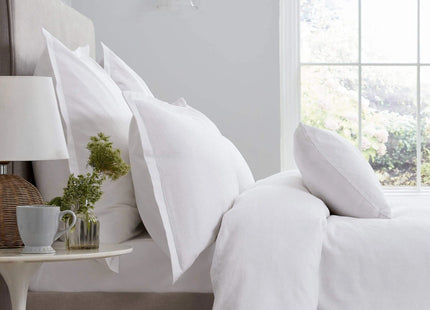 Murmur "Ari" Duvet Cover and Pillowcase in White
