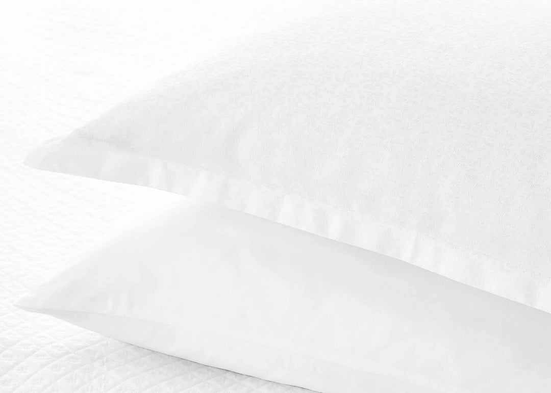 Murmur "Meadow" Jacquard Duvet Cover in White