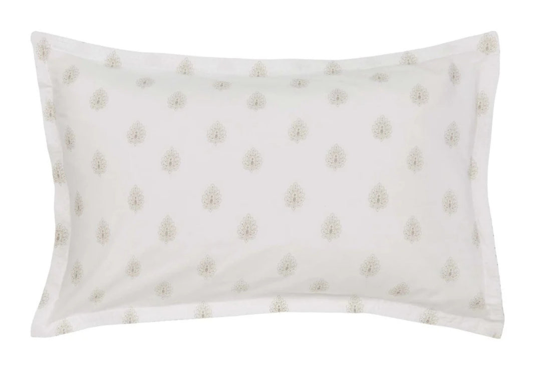 Murmur "Remy" Duvet Cover Set in Linen