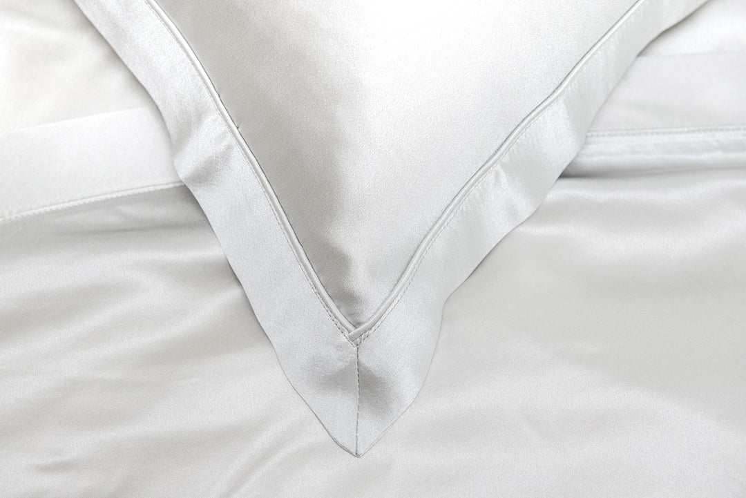 Mayfairsilk "Mulberry Silk" Fitted Sheet in Oyster Grey