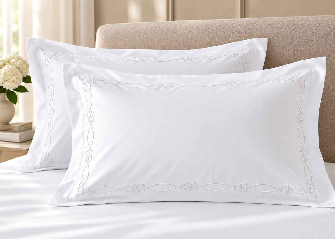 Sheridan 1200 Thread Count “Palais Trellis” Pillowcase in Snow