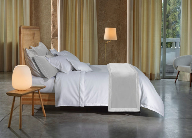 Amalia "Jaya Velvet" Bed runner & Square Oxford Pillowcase in White