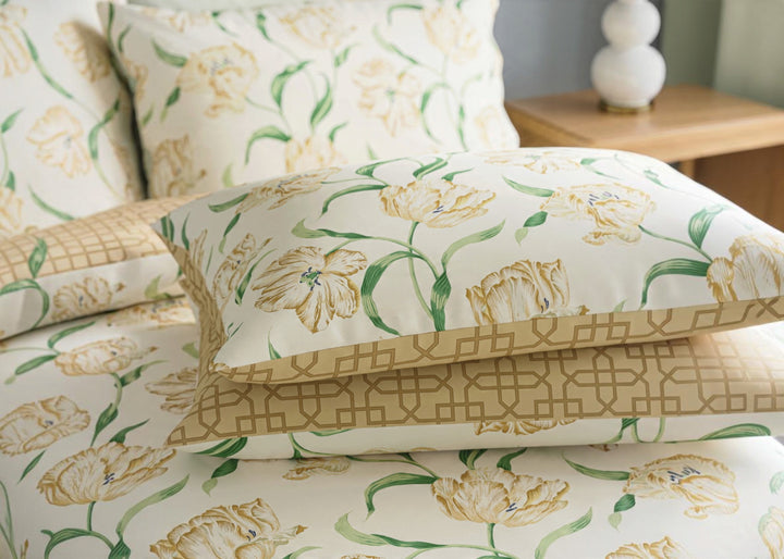 Sanderson "Dancing Tulips" Duvet Cover Set in Yellow