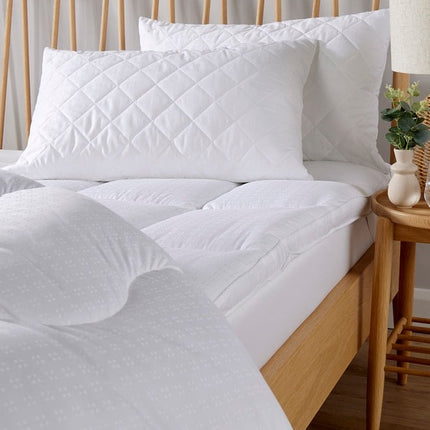 Christy "Sateen Touch" Anti Allergy Filled Duvets in 4.5 TOG