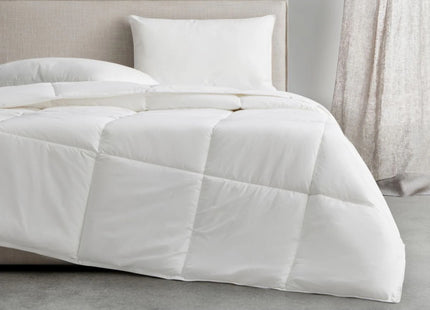 Sheridan "Deluxe Dream" Filled Duvet - Light TOG