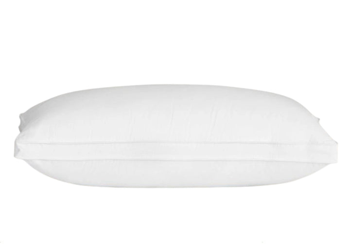 Sheridan "Deluxe Dream" Standard Filled Pillow - Firm Support