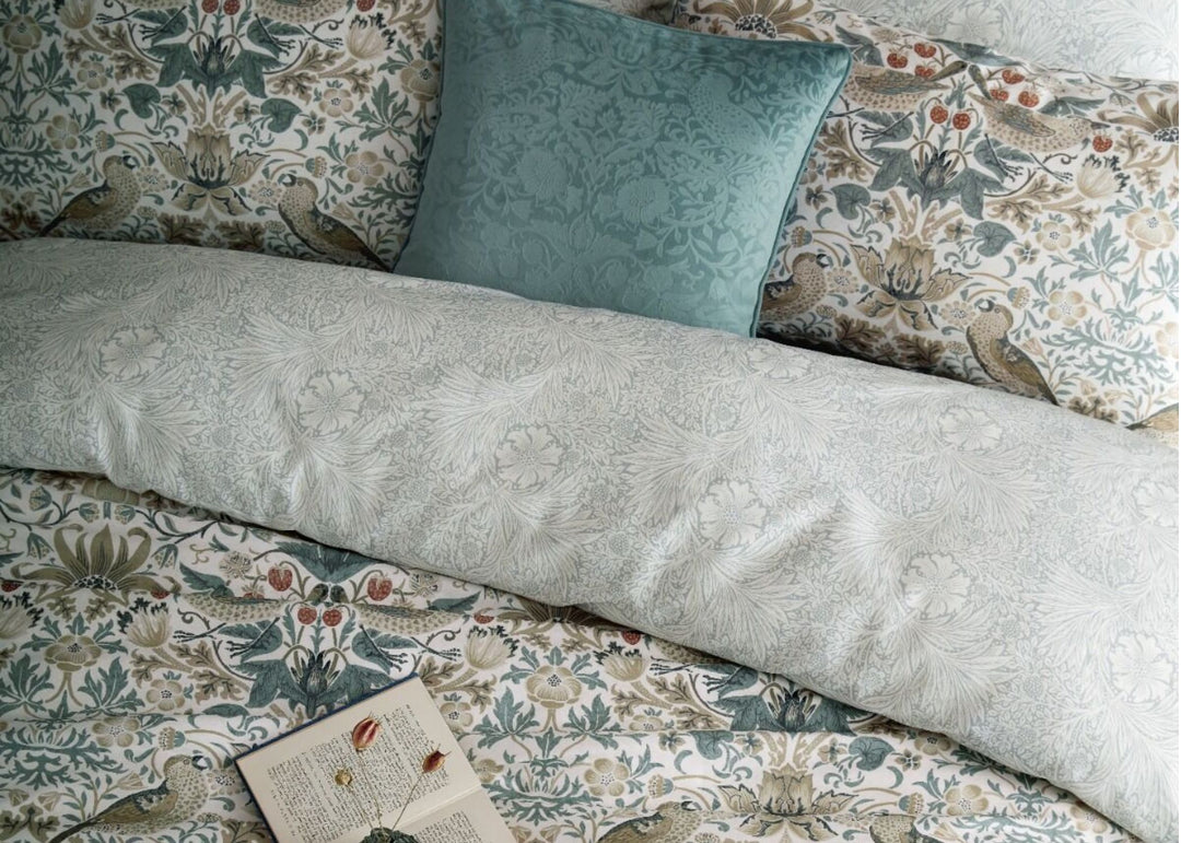 William Morris At Home "Strawberry Thief Hessian" Duvet Cover Set