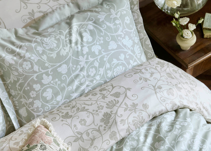 Historic Royal Palaces "Tudor Trail" Duvet Cover Set in Sage