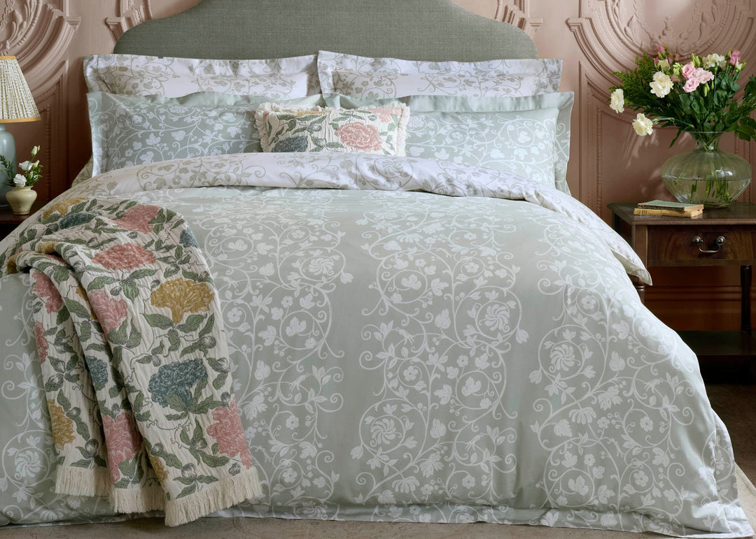 Historic Royal Palaces "Tudor Trail" Duvet Cover Set in Sage
