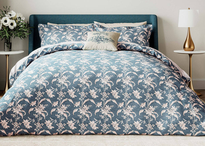 V&amp;A "Daffodil" Duvet Cover Set in Blue