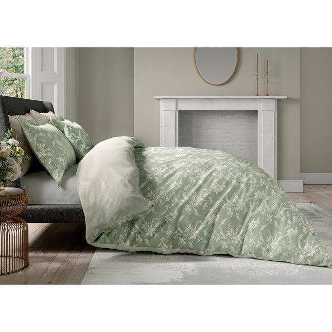 V & A "Daffodil" Duvet Cover Set in Green