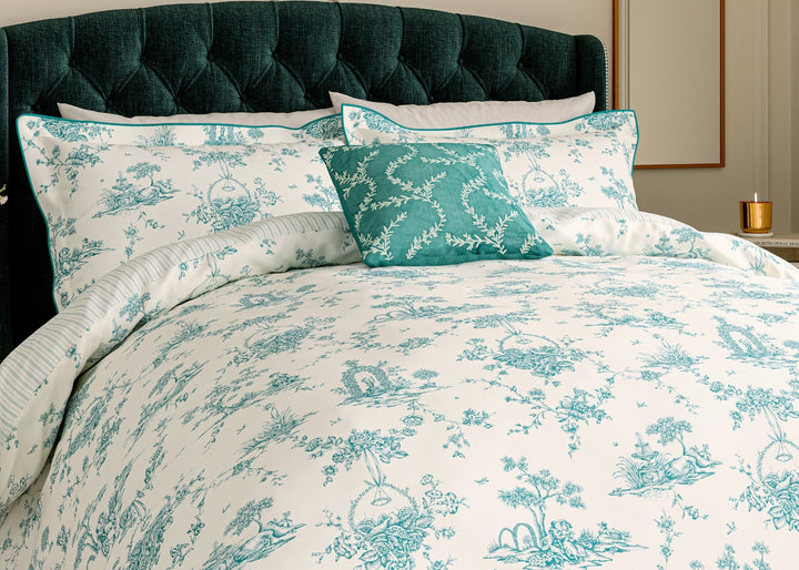 V&amp;A "Garden of Love" Duvet Cover Set in Soft Teal