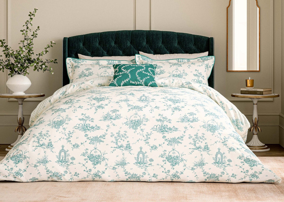 V&amp;A "Garden of Love" Duvet Cover Set in Soft Teal