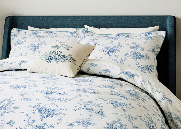 V&amp;A "Garden of Love" Duvet Cover Set in Blue