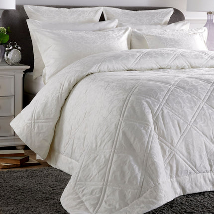 Christy "Venice" Jacquard Bedspread Sets in White