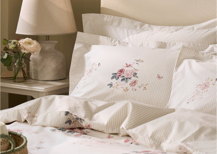 Sophie Allport "Vintage Rose" Duvet Cover Set in Pink