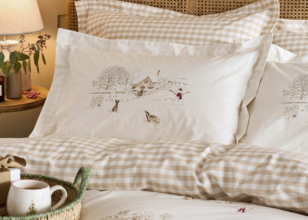 Sophie Allport "Winter Scene" Duvet Cover Set in Off White