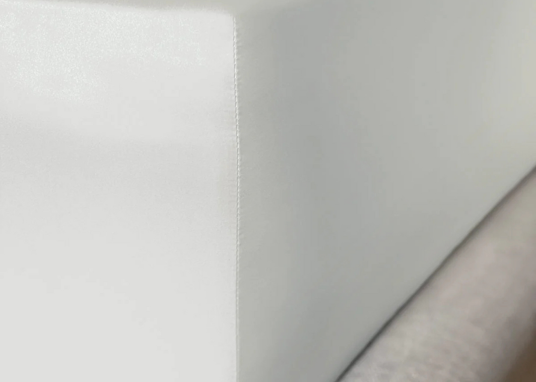 Mayfairsilk "Mulberry Silk" Fitted Sheet in Oyster Grey