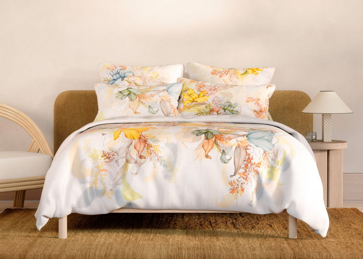 Sheridan "Treni" Duvet Cover Set in White