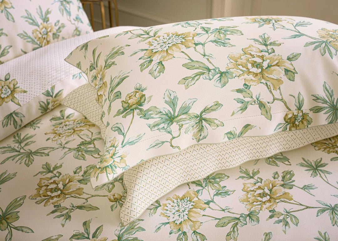 V&amp;A "Peony Blossom" Duvet Cover Set in Green