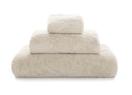 Graccioza "Egoist" Bath Towels in Fog
