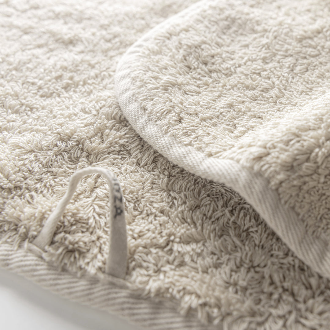 Graccioza "Egoist" Bath Towels in Fog