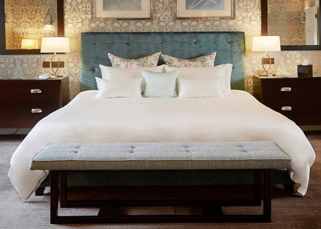 Mayfairsilk "Mulberry Silk" Fitted Sheet in Ivory
