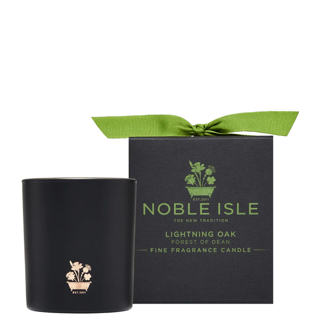 Noble Isle "Lightning Oak" Fine Fragrance Candle