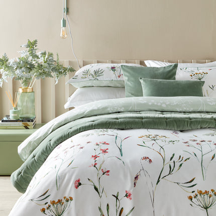 Christy "Perry" Comforter Sets in Multi