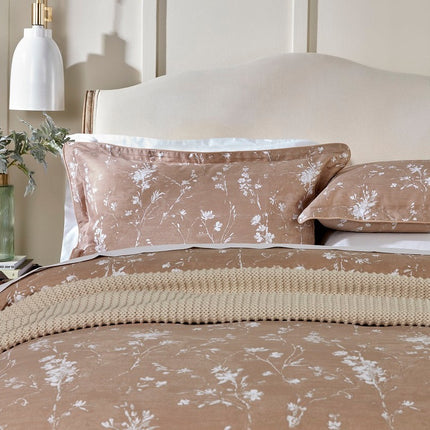 Christy "Silhouette" Duvet Cover Sets in Gold