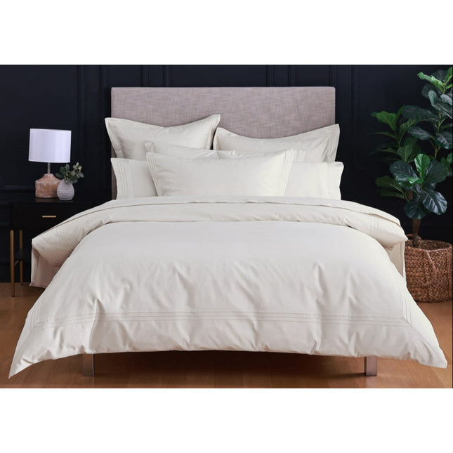 Linen Obsession "Triple Line" 500 Thread Count Egyptian Cotton Sateen Bed Linen in Ivory (cream)