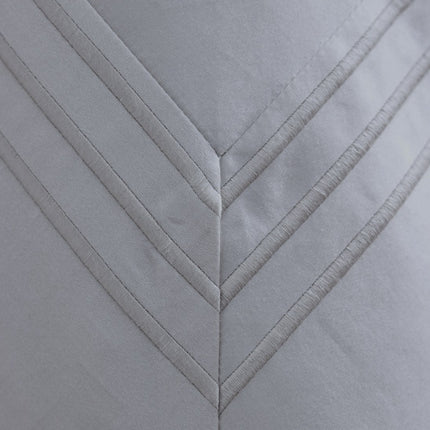 Linen Obsession "Triple Line" 500 Thread Count Egyptian Cotton Sateen Bed Linen in Silver