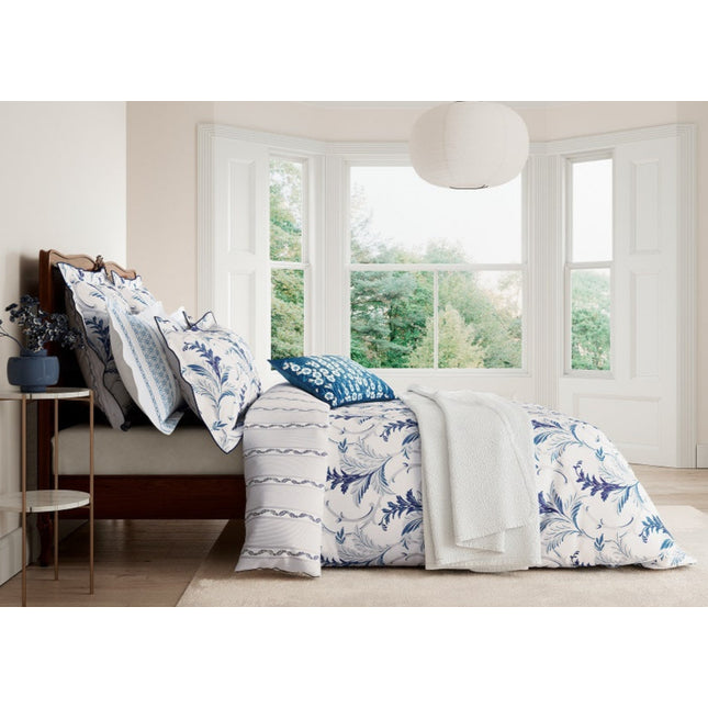 V & A "Baroque" Duvet Cover in Indigo Blue & White