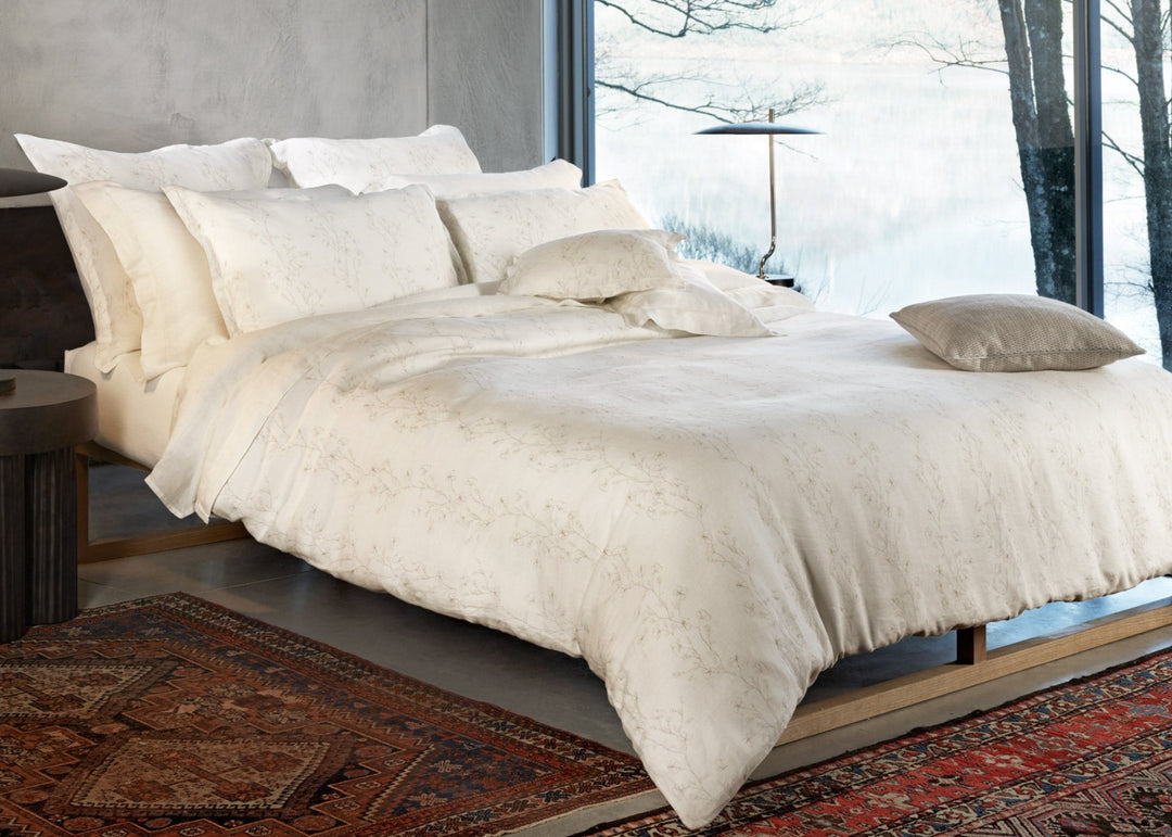 Amalia "Flor Do Monte" 100% Linen Pillowcase in Beige