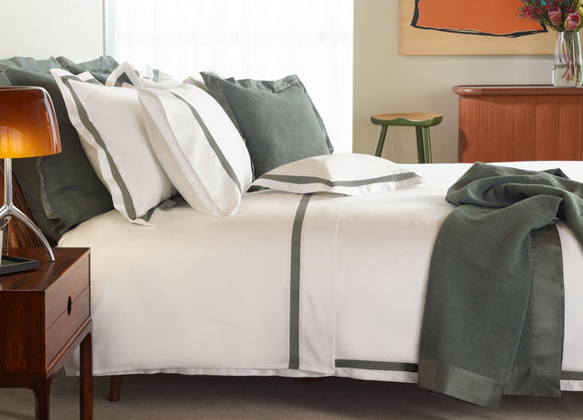 Amalia "Sonia" 430TC Duvet Cover in White with Pewter Lace (Dark Grey)