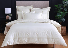 Linen Obsession "Pleated" 500 Thread Count Egyptian Cotton Sateen Bed Linen in Ivory (cream)